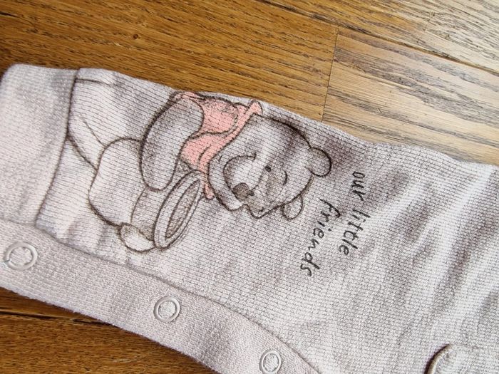 Salopette avec boddie mickey - photo numéro 9