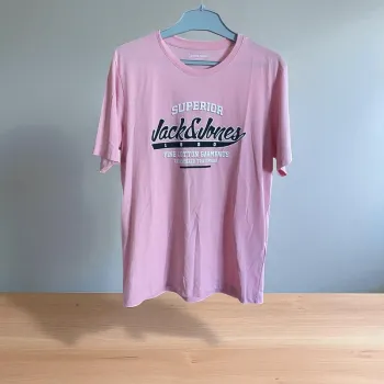 Tee-shirt Jack & Jones homme 🌸 taille L – style casual & très bon état !