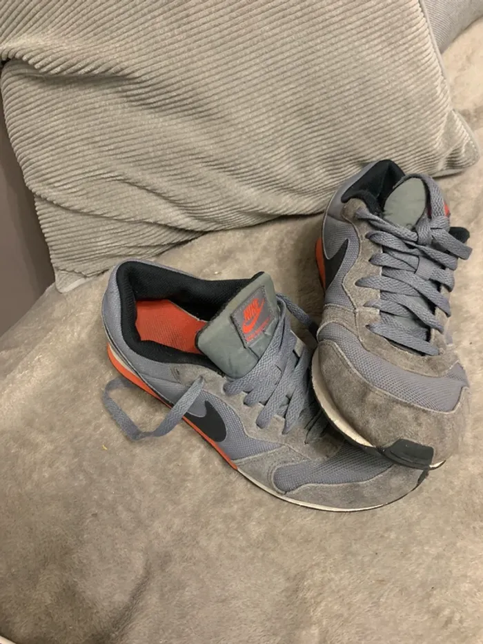 Basket Nike grise taille 38,5 - photo numéro 2