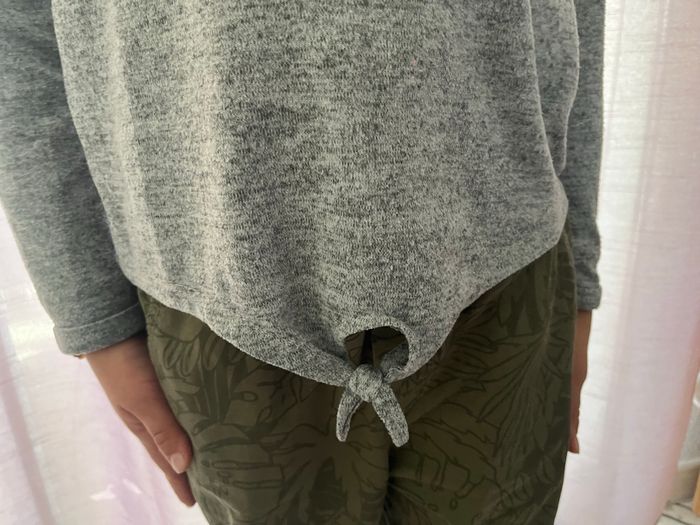 Pull gris - photo numéro 3