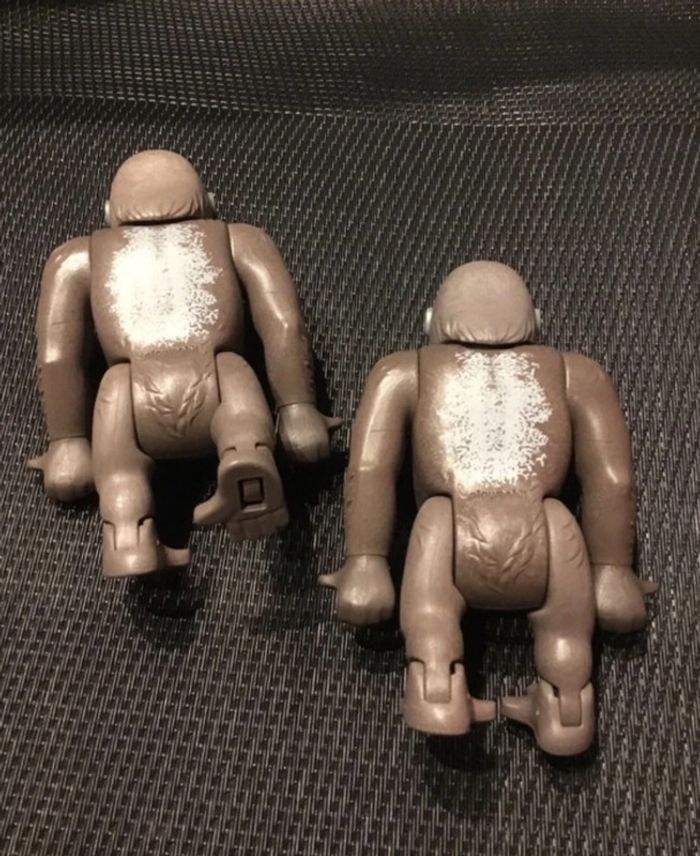 Playmobil lot 2 figurines singes Gorilles dos argenté Wiltopia très bon état comme neuf - photo numéro 4