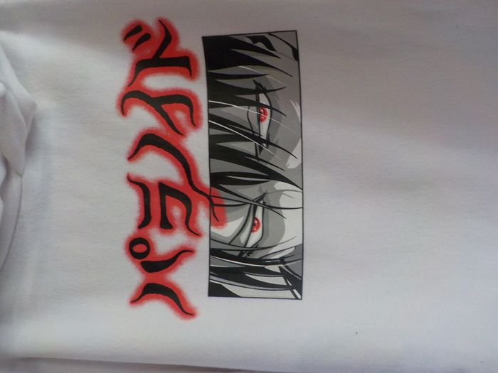 SWEAT MANGA BLANC AVEC CAPUCHE TAILLE L - photo numéro 2