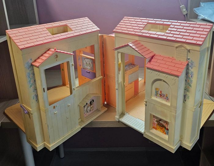Grande maison barbie transportable - photo numéro 12
