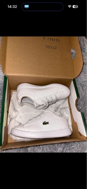 Chaussure Lacoste bébé fille