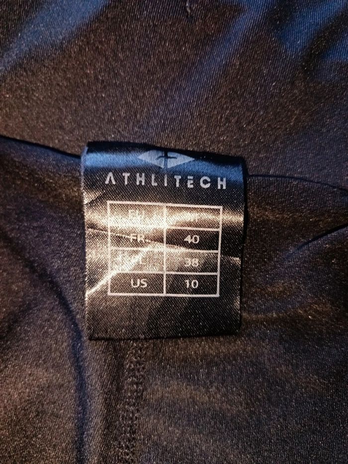 Short Athlitech taille 40 - photo numéro 3