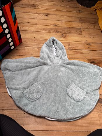 Poncho chaud pour enfant