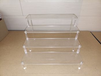 Présentoir 4 étagères