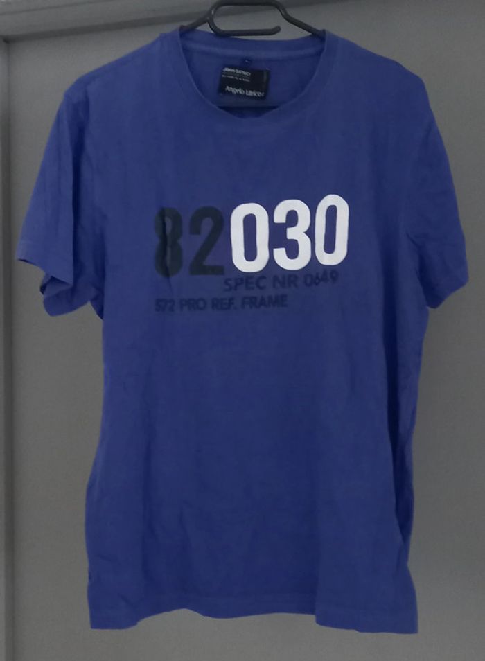 Tee shirt bleu