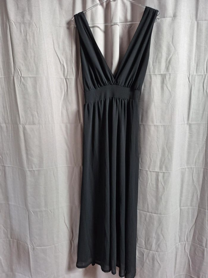 Robe noir décolleté - photo numéro 3