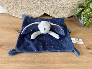 Neuf doudou plat lapin bleu gris étoile simba toys