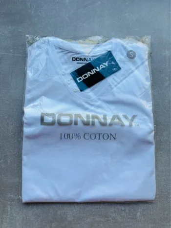 Magnifique t-shirt blanc col V Donnay neuf