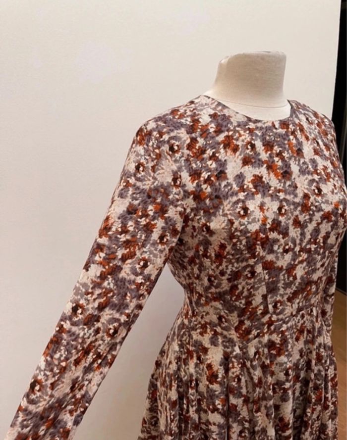 Superbe robe fluide H&M 🌸 40 L - photo numéro 4