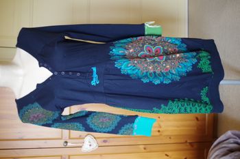 Robe Desigual T. 42