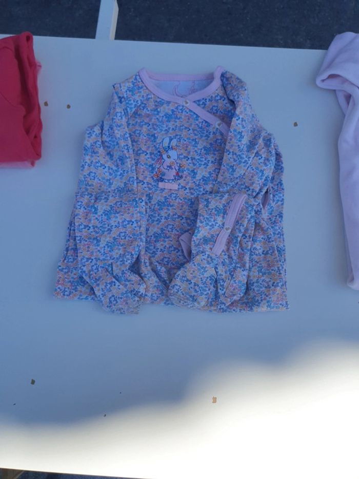 Pyjama automne/ hiver 24 mois - photo numéro 2