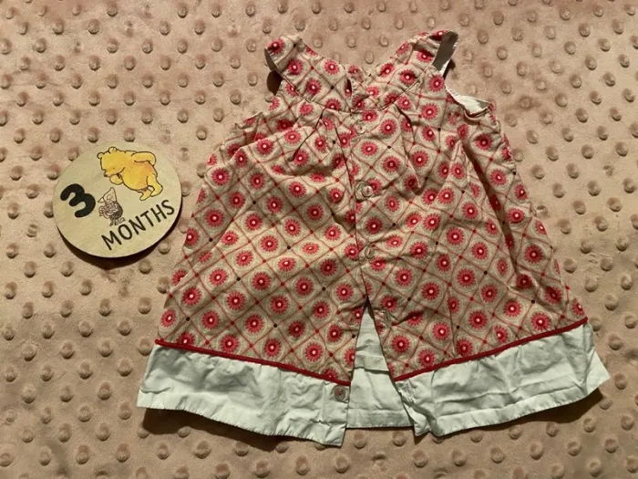 Robe fleurie Aubaïbi taille 3 mois - photo numéro 3