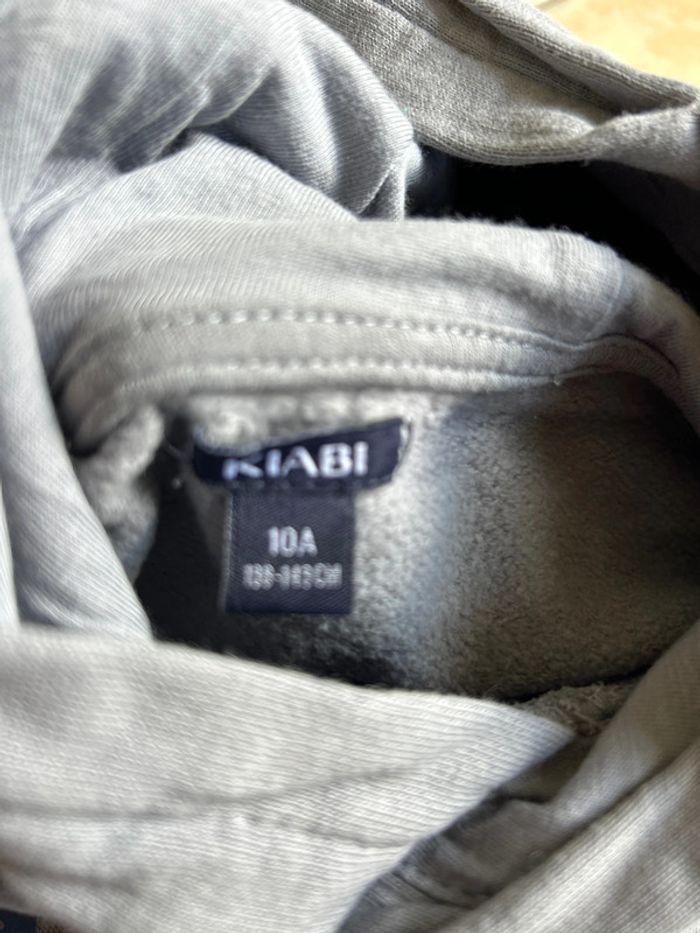 Sweat capuche kiabi 10 ans - photo numéro 3
