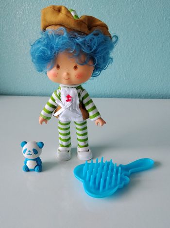 Poupée charlotte aux fraises