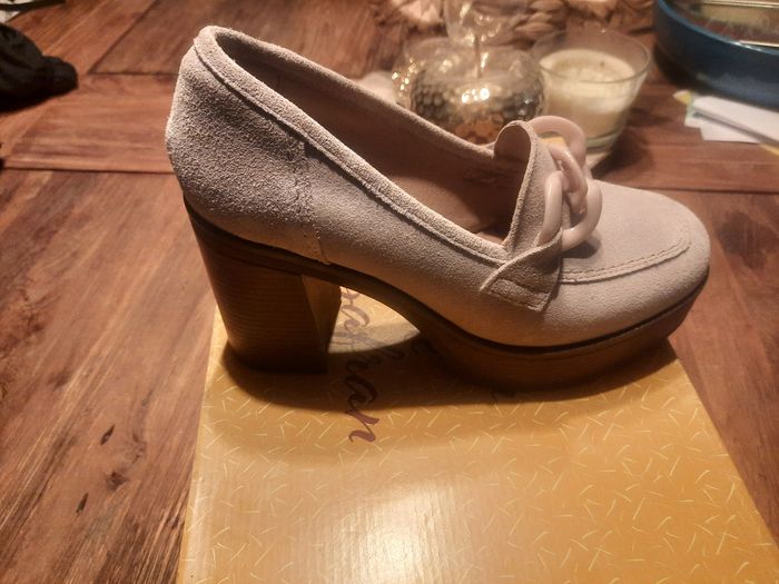 Chaussure - photo numéro 3