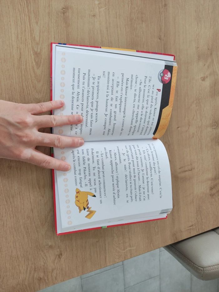 livre pokemon c est toi le héros - photo numéro 3