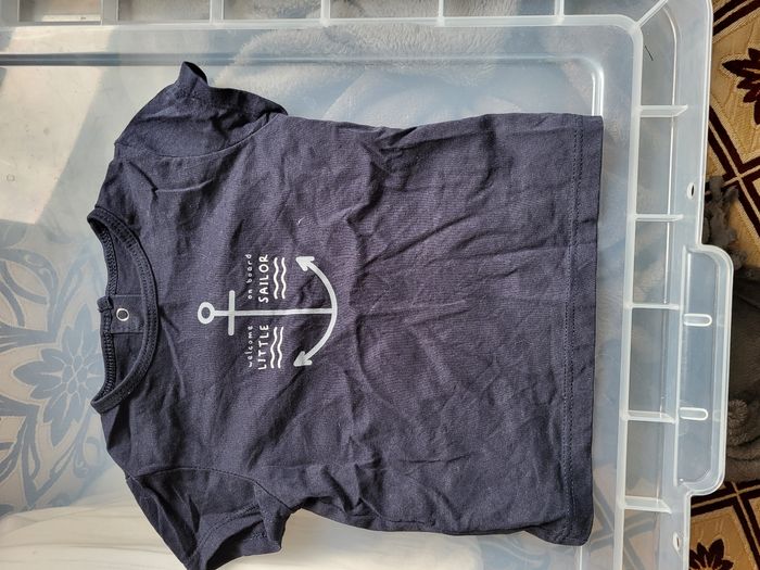 Divers vêtements 6 mois garçon - photo numéro 2