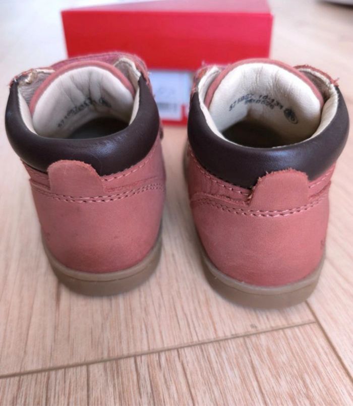 Chaussures Kickers taille 20 très bon état - photo numéro 3