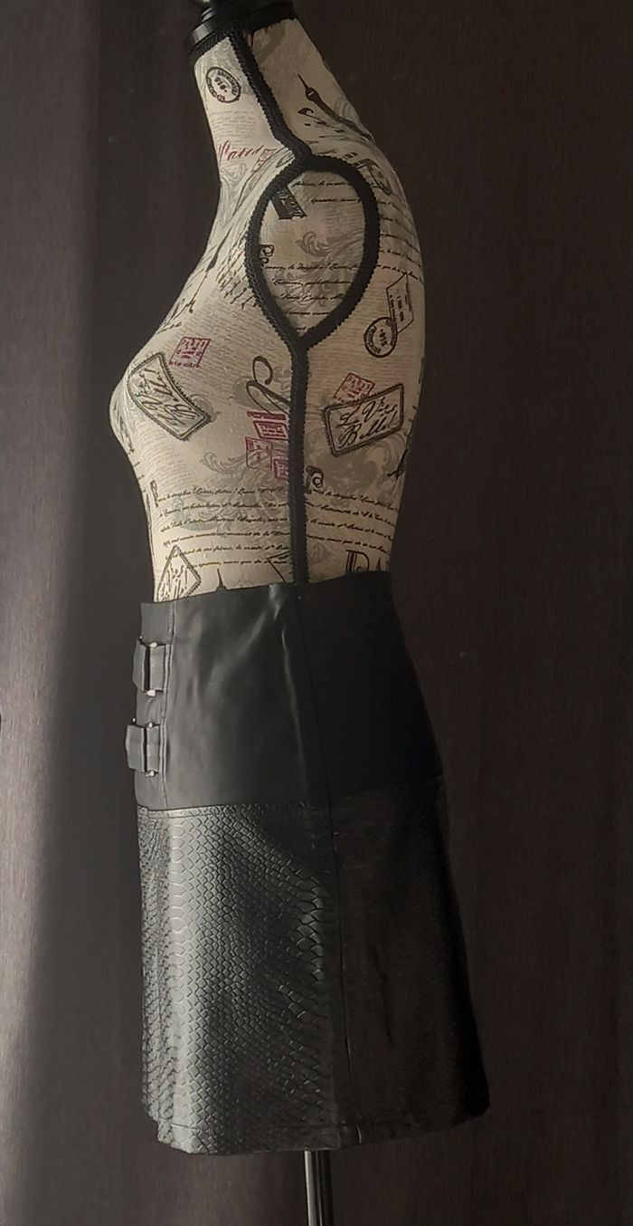 Jupe simili cuir T36 Sophyline - photo numéro 2