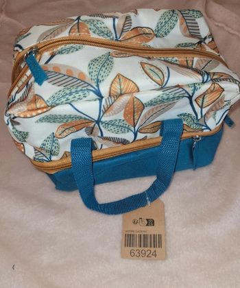 Trousse de toilette /maquillage neuf