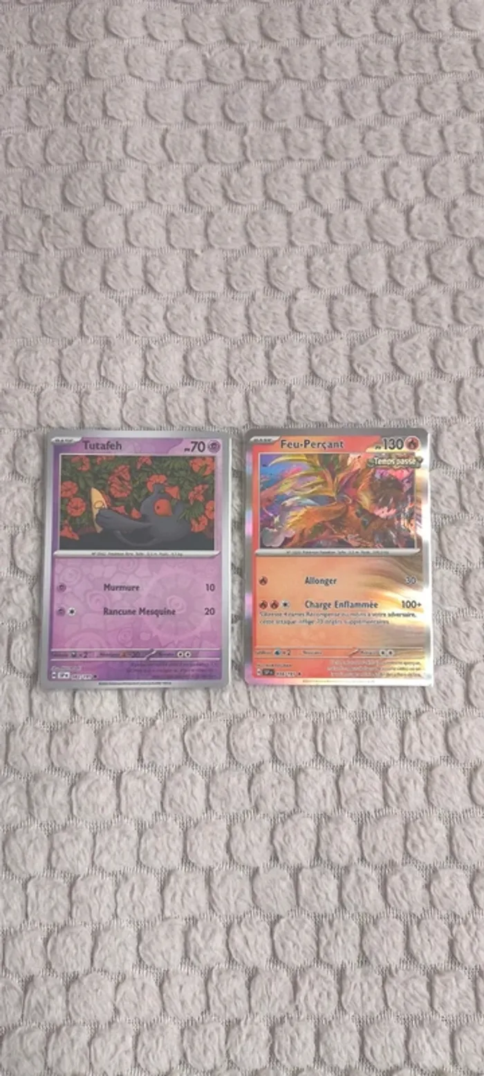 Lot de 2 cartes Pokémon Étincelles Déferlantes - Holo & Reverse
