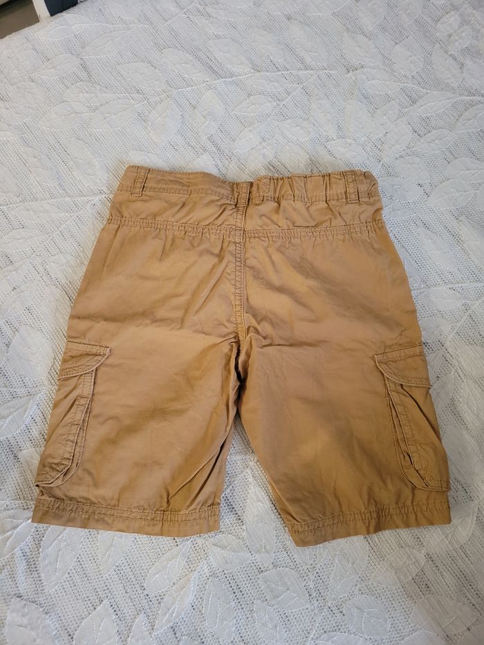 Short Gémo 9 ans - photo numéro 3