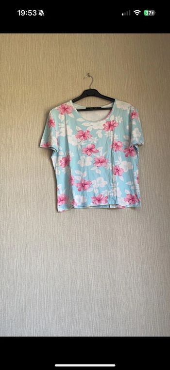 T-shirt bleu et rose avec fleurs Carlo Vialli Taille 46