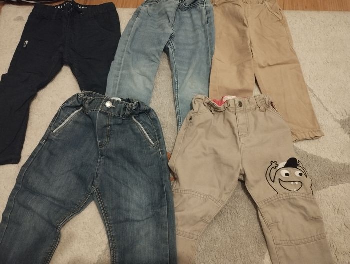 Lot 5 pantalons 23/24 mois - photo numéro 2