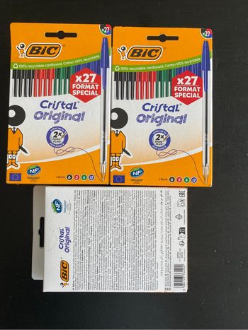 81 stylos bille cristal pointe moyenne bic