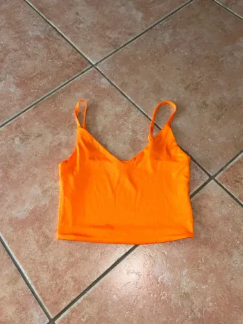 Petit top orange