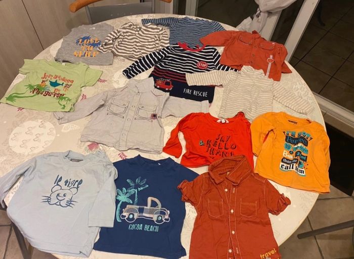 Lot de T-shirt manches longues et court chemise, taille six mois, marque orchestra etc