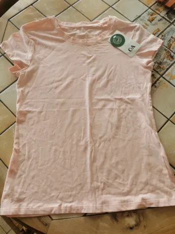 T shirt taille L neuf