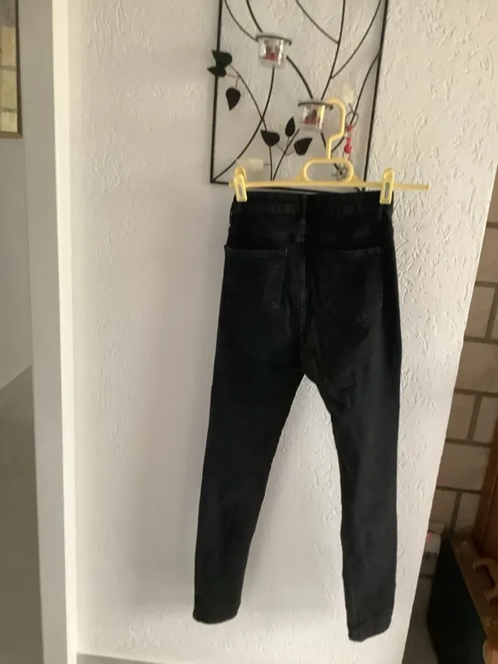 2 jeans neuf  Jennyfer - photo numéro 3