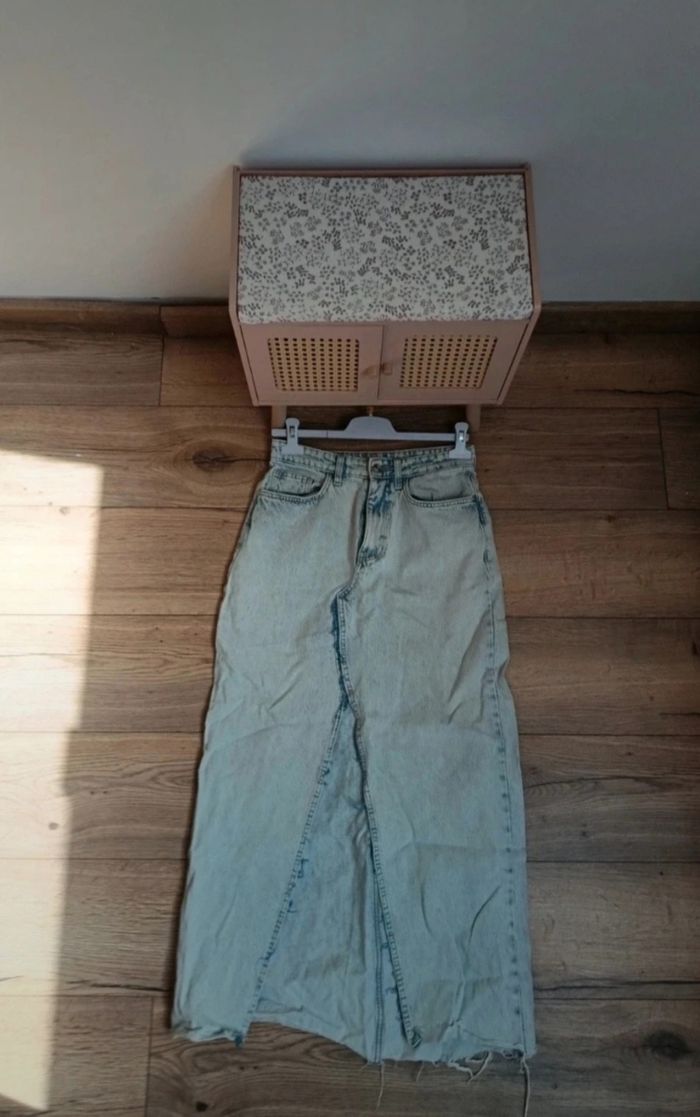 Jupe en jean Zara taille 38 - photo numéro 2