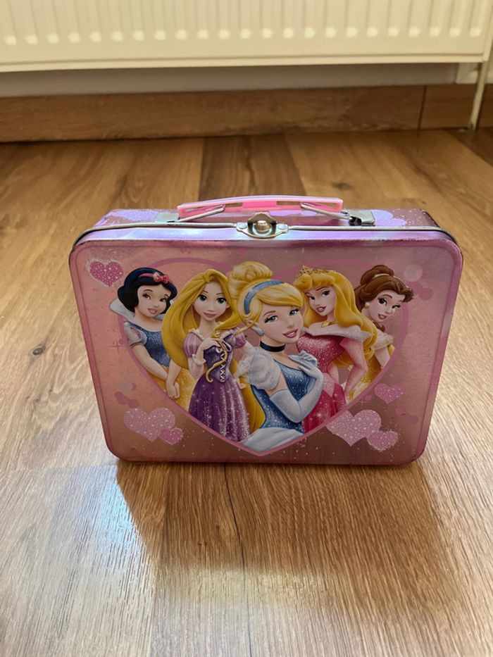 Boîte valisette en métal Princesses Disney - photo numéro 7