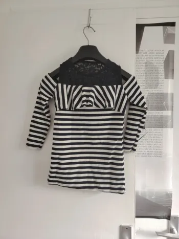 Tee-shirt sans marque 4 ans
