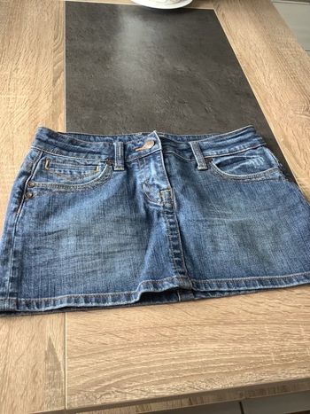 Jupe en jeans taille 38 longueur 30 cm