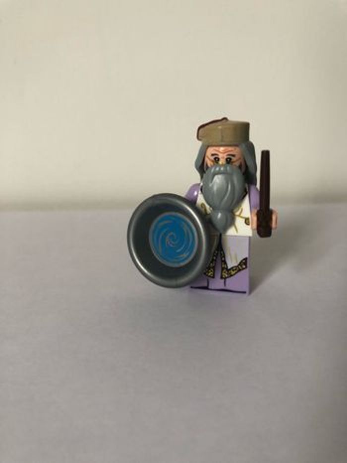 Figurine type lego professeur Dumbledor Harry Potter