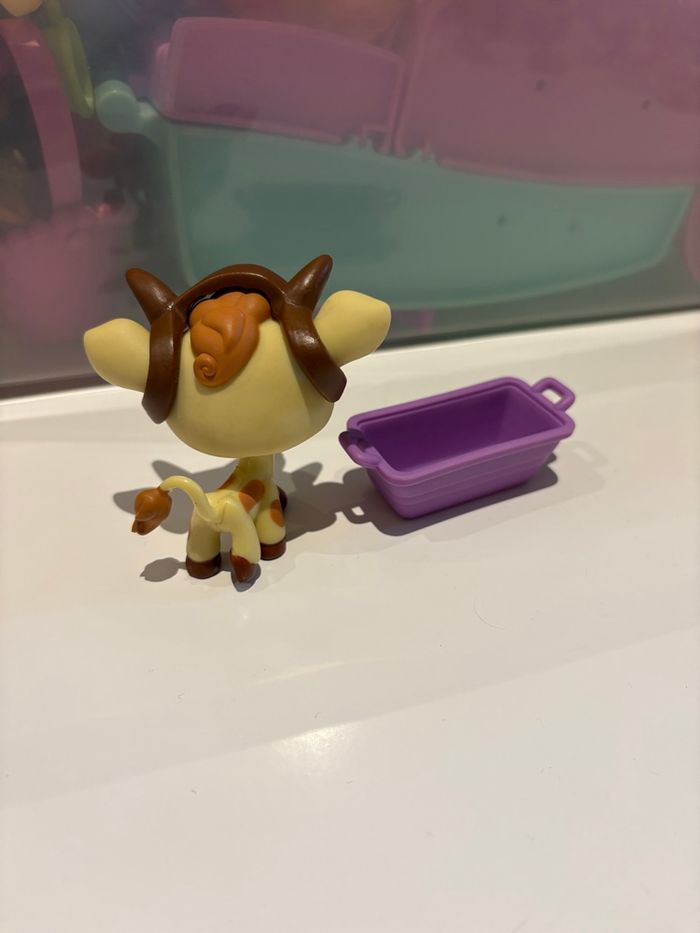 Figurine Pet Shop vache avec accessoires - photo numéro 3