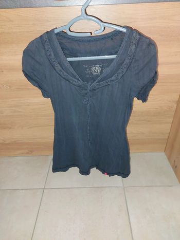 Tee-shirt