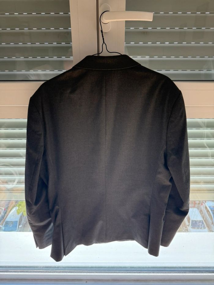 Veste de costume gris foncé - photo numéro 2