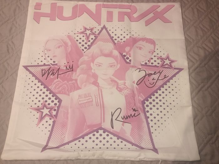 Housse de coussin K-pop démon hunters - photo numéro 2