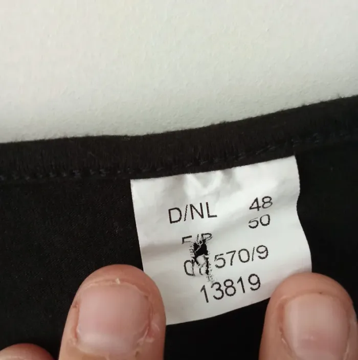 T-shirt femme ⭐ très bon état ⭐ Taille 50 - photo numéro 3