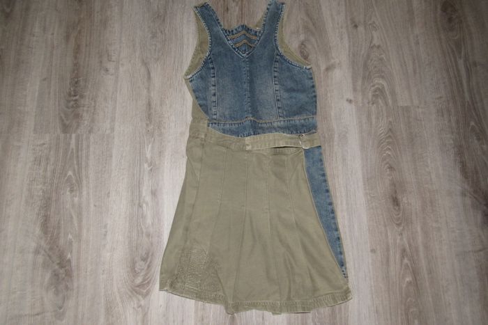 ROBE CHASUBLE EN JEAN FILLE "VERTBAUDET" - 10 ANS - n°01 - photo numéro 4