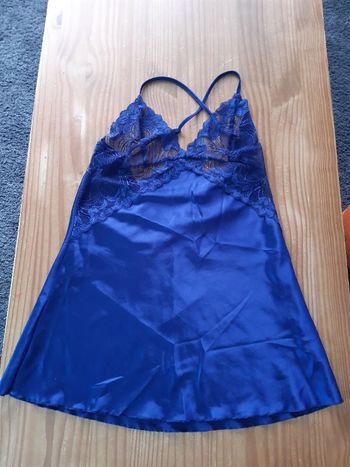 Nuisette bleue