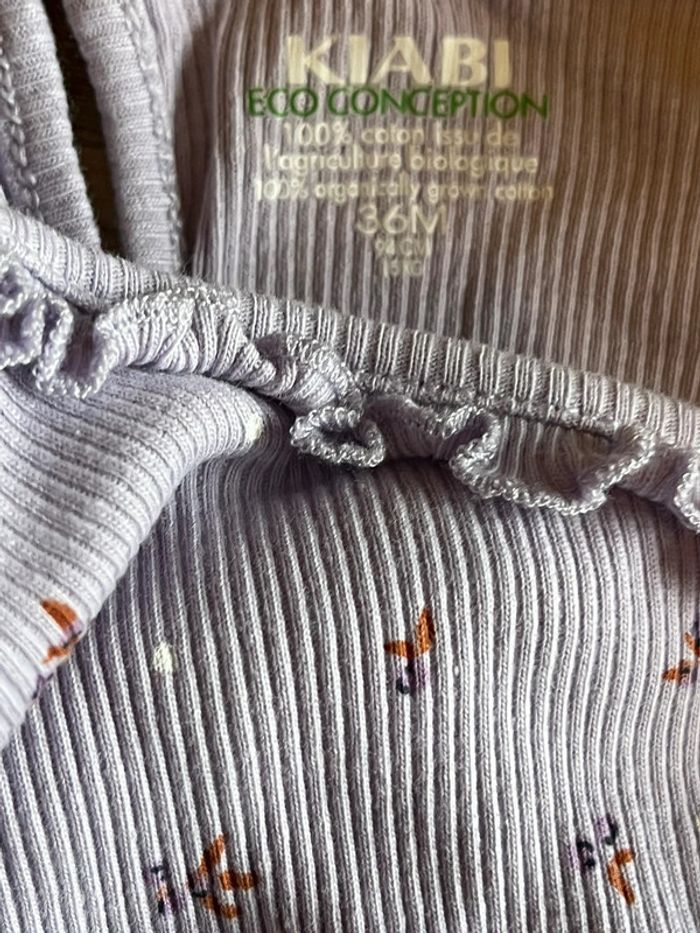 Je vend un pull fin fille 3 ans 94 cm très bon état - photo numéro 3