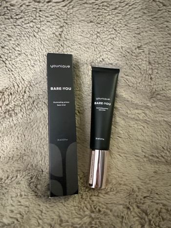 Base éclat Younique